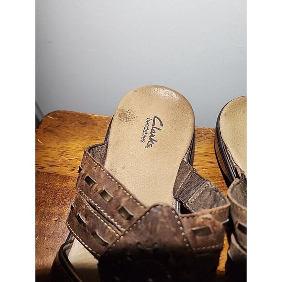 Clarks Bendables Leather Womens Size 8 Brown SlipOn - Picture 10 of 16